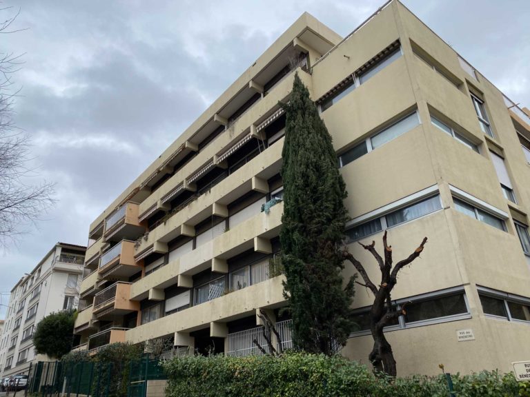 Rénovation des façades en centre-ville de Nîmes par BEE Ingénierie- réalisations